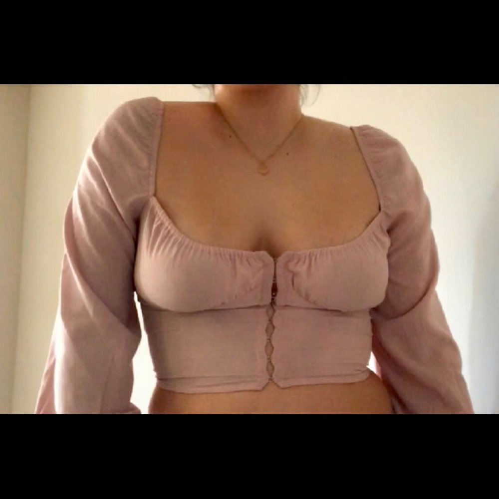 Light pink crop top